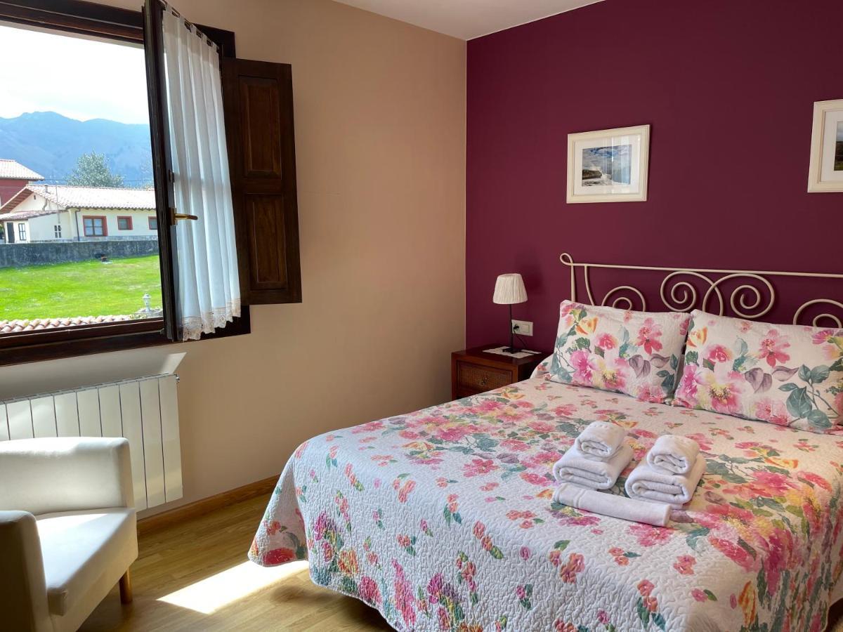 Hotel Rural El Texeu Parres de Llanes Exterior photo